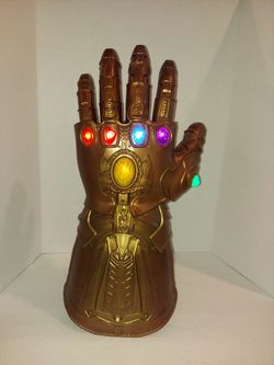 Marvel Infinity Gauntlet electronic Thanos Fist