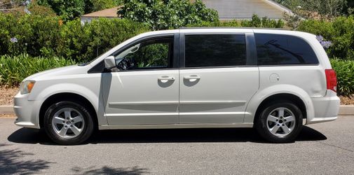 2012 Dodge Grand Caravan, 