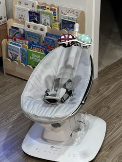 4 moms Mamaroo Baby Swing