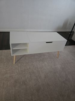 White coffee table (16inches length)