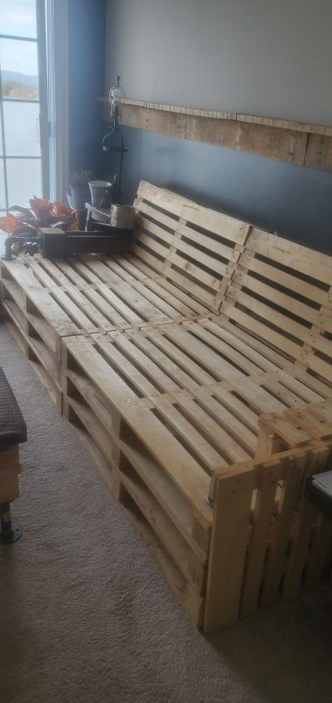Pallet Furniture 