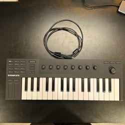 Komplete Kontrol M32