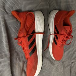 Men’s 10.5 Adidas 