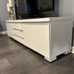 TV Table