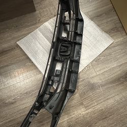 Front Grille Assembly - Honda Civic Sedan - Replacement