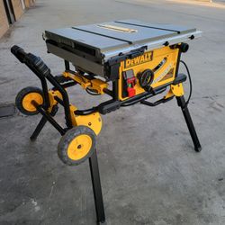 DEWALT 10 IN. TABLE SAW CORDED $520