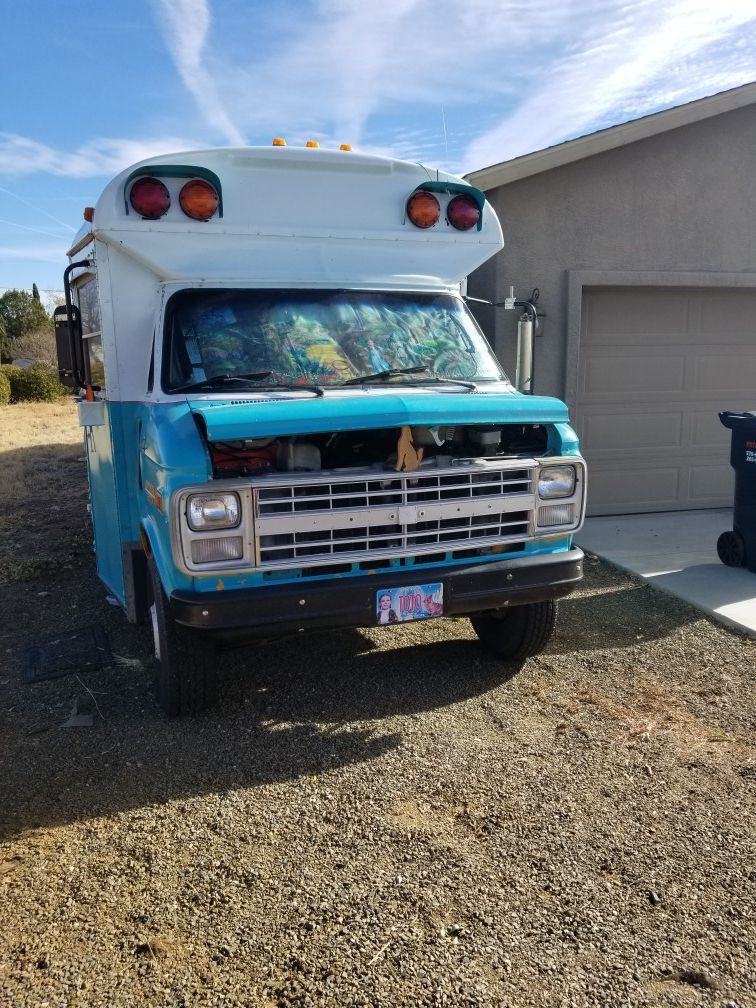 Selling my beloved skoolie
