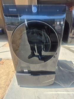 Black stainless Samsung washer