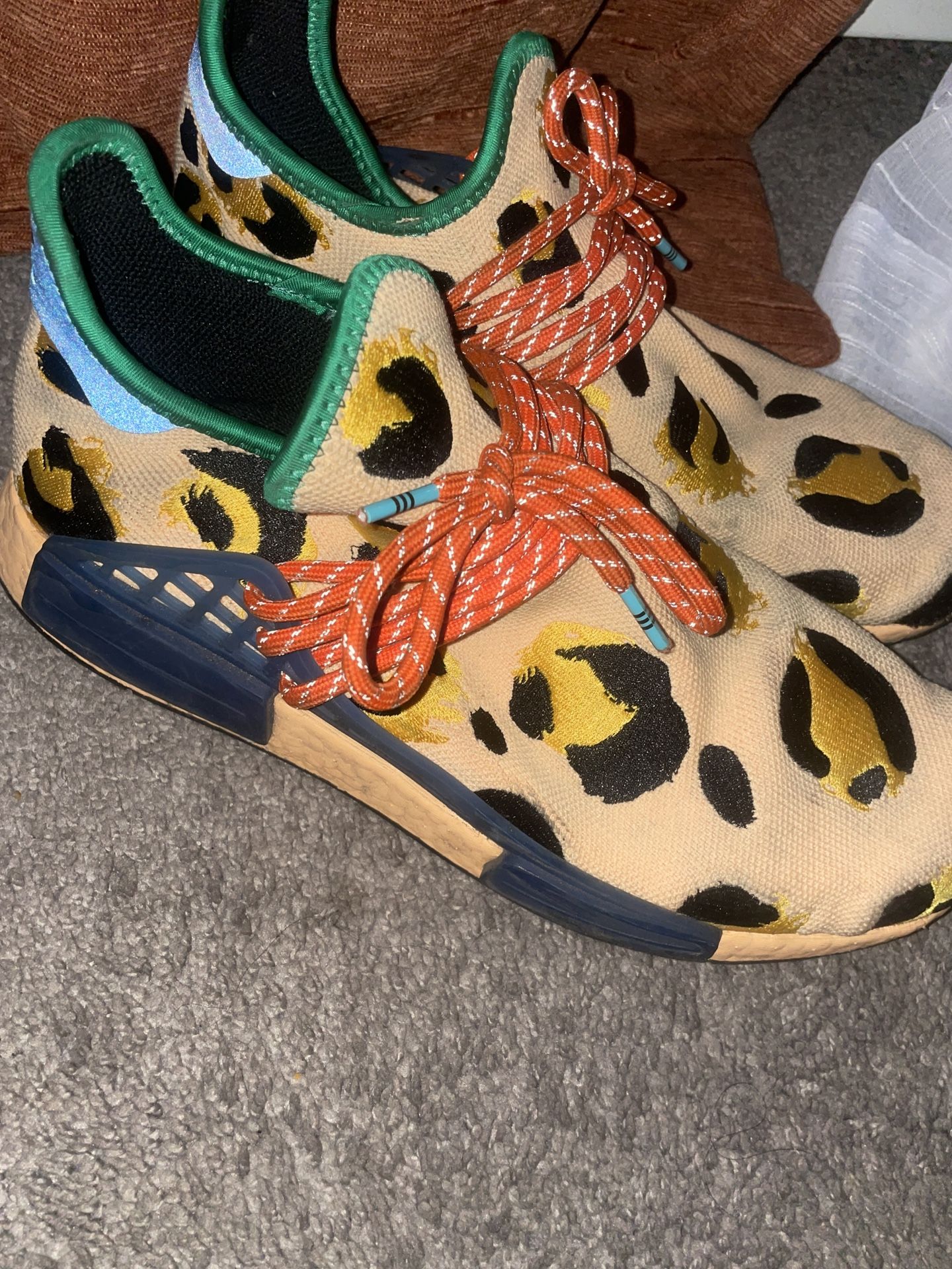 Adidas Human Races (Pharrell Williams)