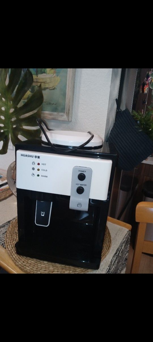 Water Gallon Dispenser