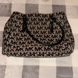Michael Kors MK Monogram Tote – Clean Inside – Great Condition
