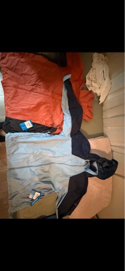 Pants/shirts/sweater