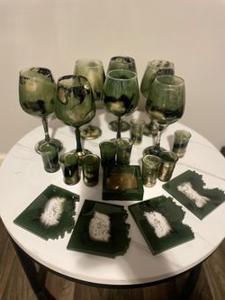 Six piece marble glass set