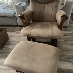 Glider & Ottoman Set