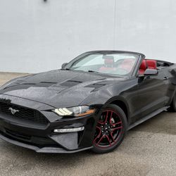 2018 Ford Mustang EcoBoost   