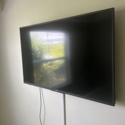 Toshiba 55 Inch Smart Tv  With Wall Mount 