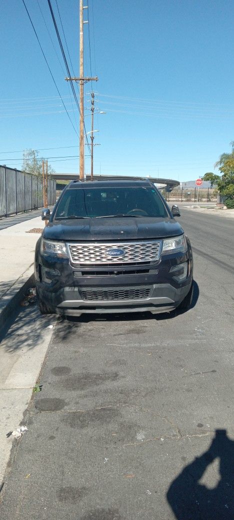 2018 Ford Explorer