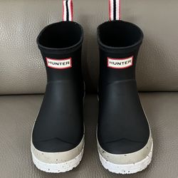 HUNTER Boot Women's Play Short Speckle Rain Boot Black Size 6US