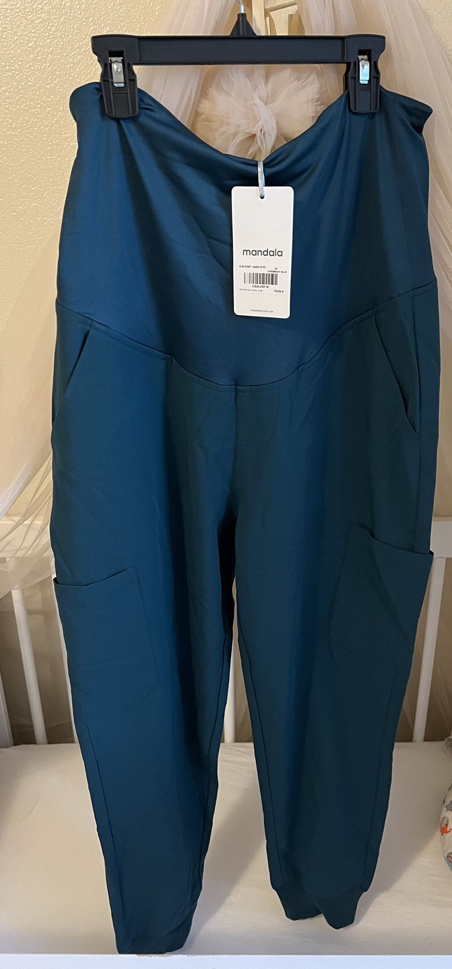 NWT Mandala Maternity Women's Medium Petite Jogger Scrub Pants Caribbean Blue