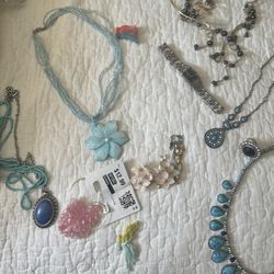 Beautiful Pieces Jewelry Brands Each Piece I am Selling U Can Check Out The Posts Thank You 