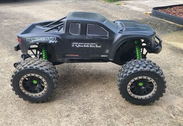 Traxxas  XMAXX 8S