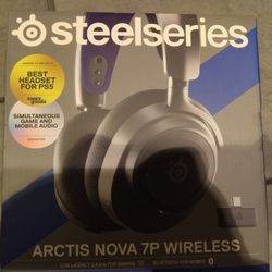 SteelSeries Arctis Nova 7P Wireless  Cross Platform Gaming Headset