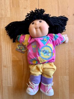 1980’s Vintage Cabbage Patch Kids “Designer Line” Doll Black Yarn Hair Pink Outfit w/ Tag