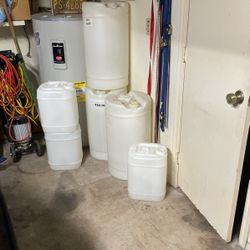 Plastic Storage Containers 