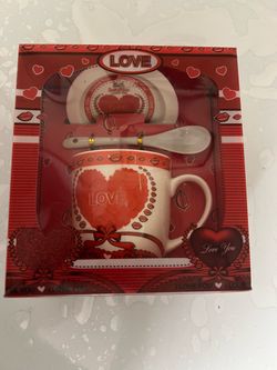 New Red Hearts ♥️ Cup Set
