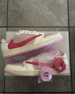 Jordan 1 Low Travis Scott “Sail Tropical Pink” sz 10.5