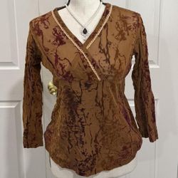 Good Condition | S - M Canyon Brown and burgundy velvet top  
