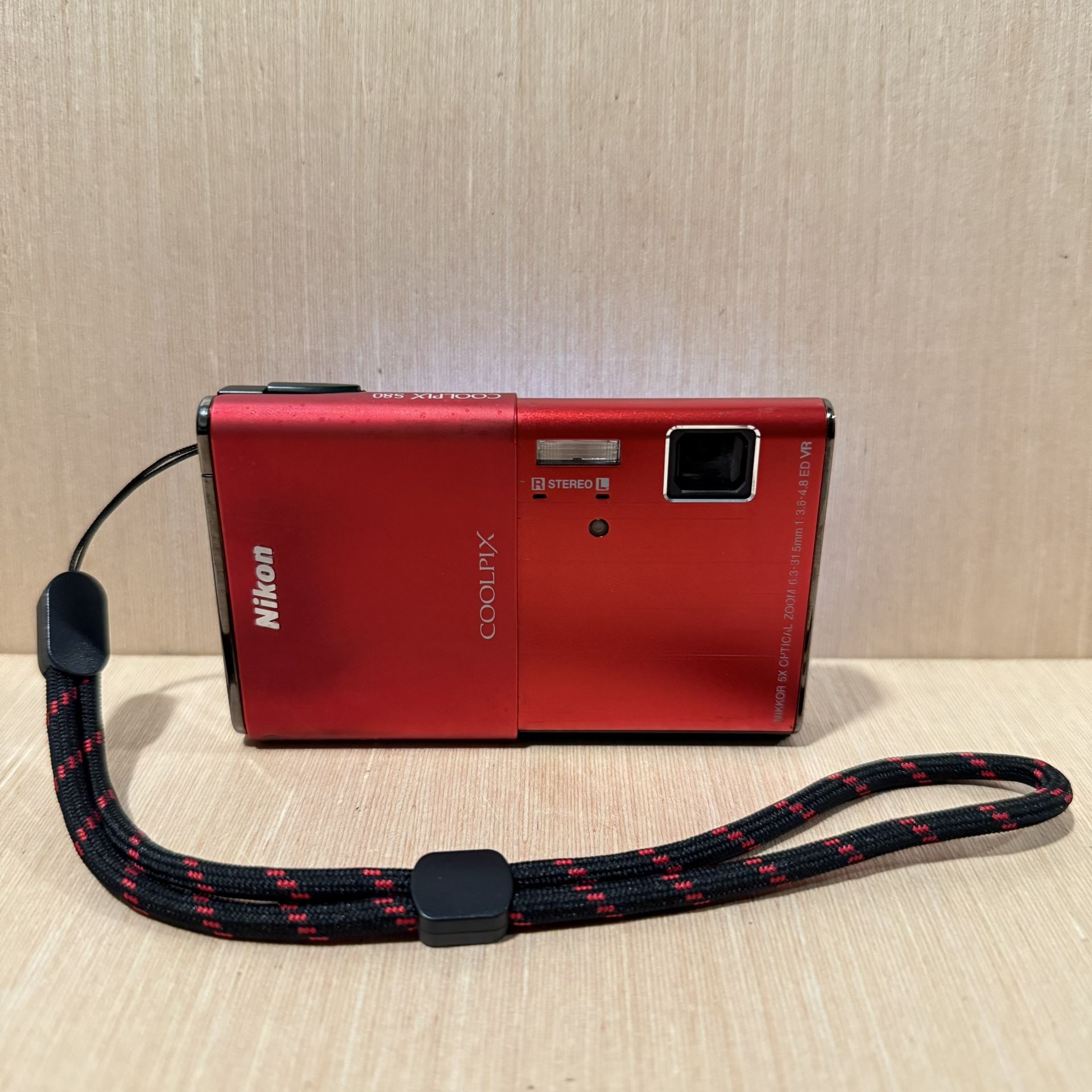 Nikon CoolPix S80 Digital Camera Red 14.1MP Tested Touchscreen w/Bat-Char-Card! 