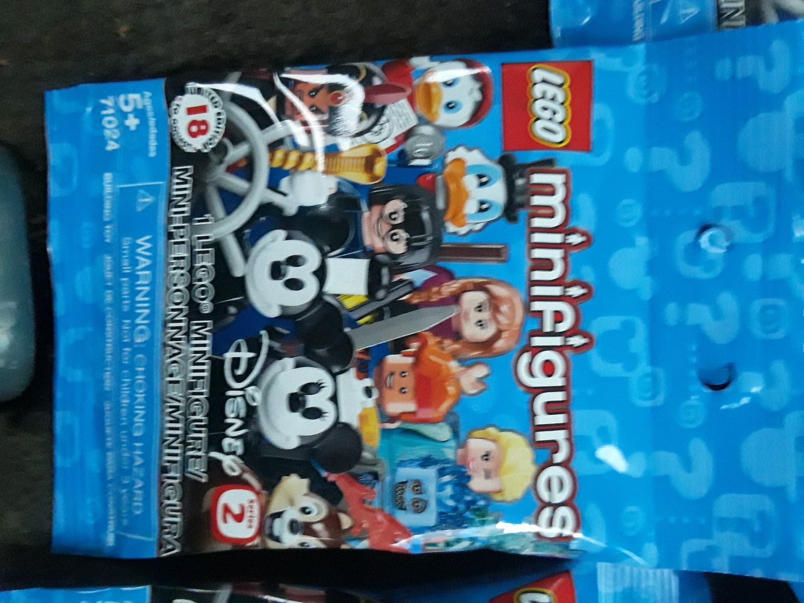 Lego minifigures Disney series 2 sealed 30 packs