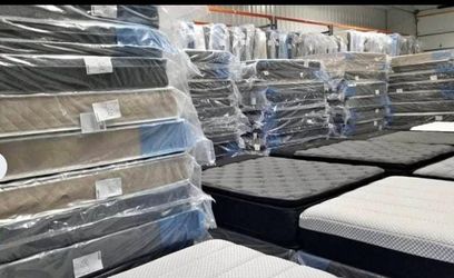 Luxury & comfort mattress ready to use delivery ASAP available