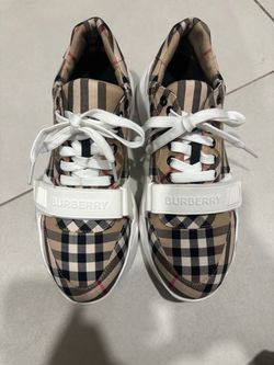 Burberry Check Low-Top Sneakers size 11