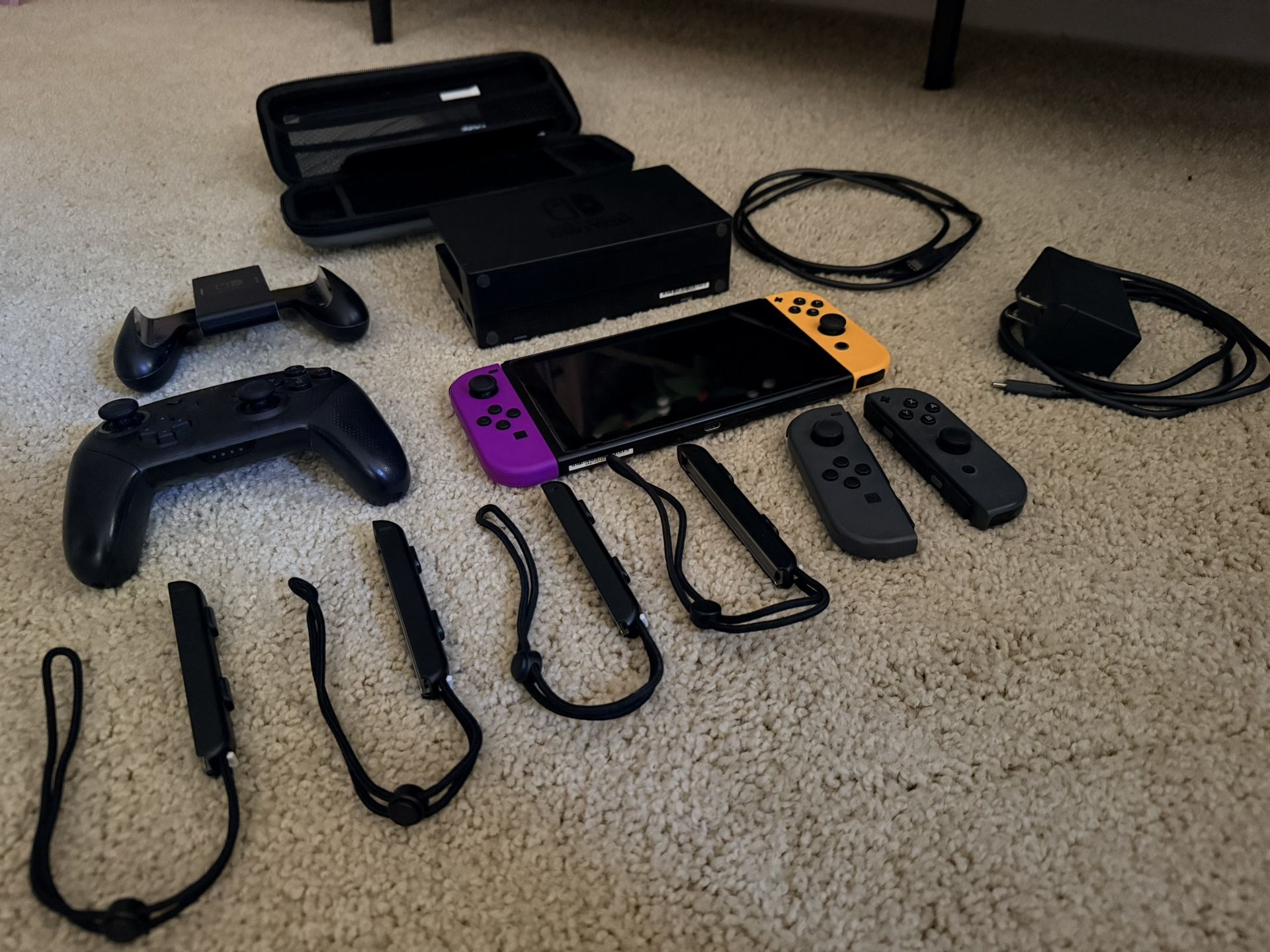 Nintendo Switch + Extras