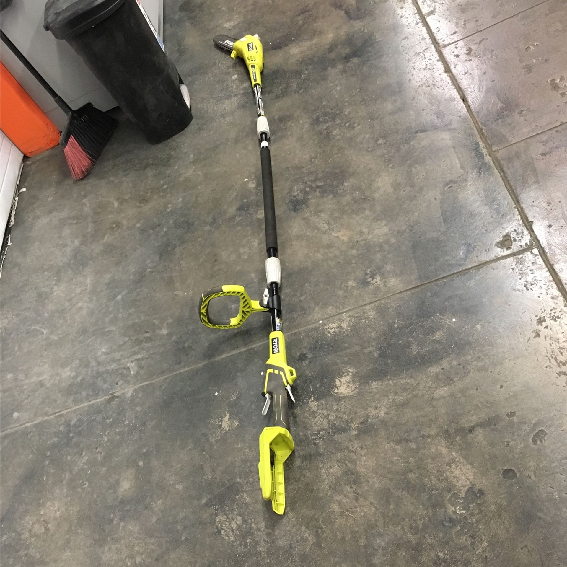 Ryobi 40v Pole saw 8 Ft 79.99 for Sale in Irwindale, CA OfferUp