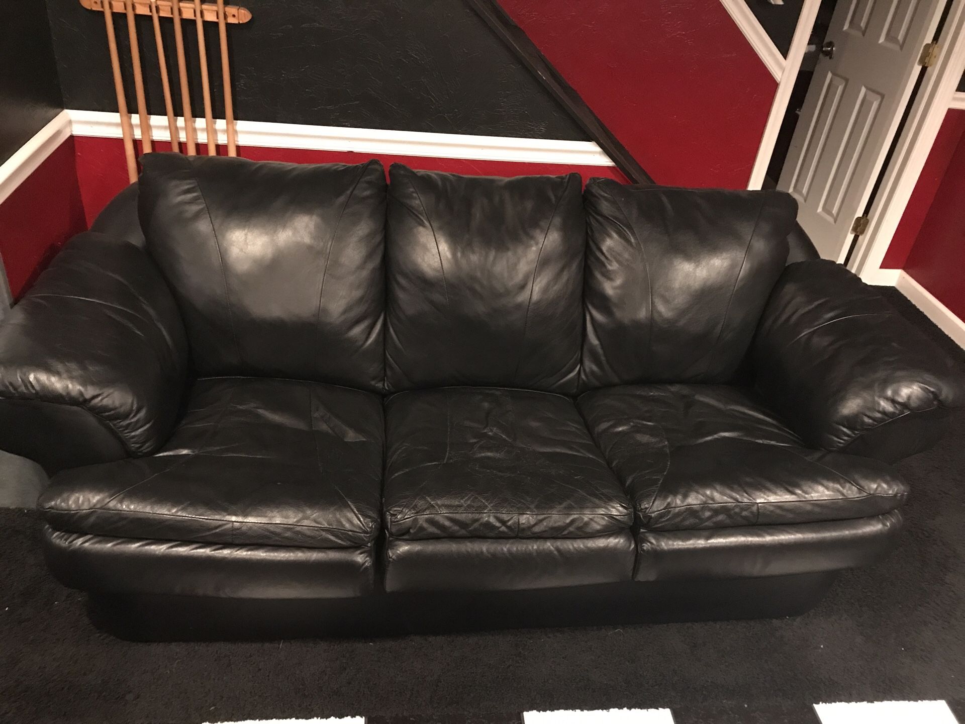 BLACK LEATHER SOFA-PERFECT FOR BASEMENT OR STARTING OUT $150