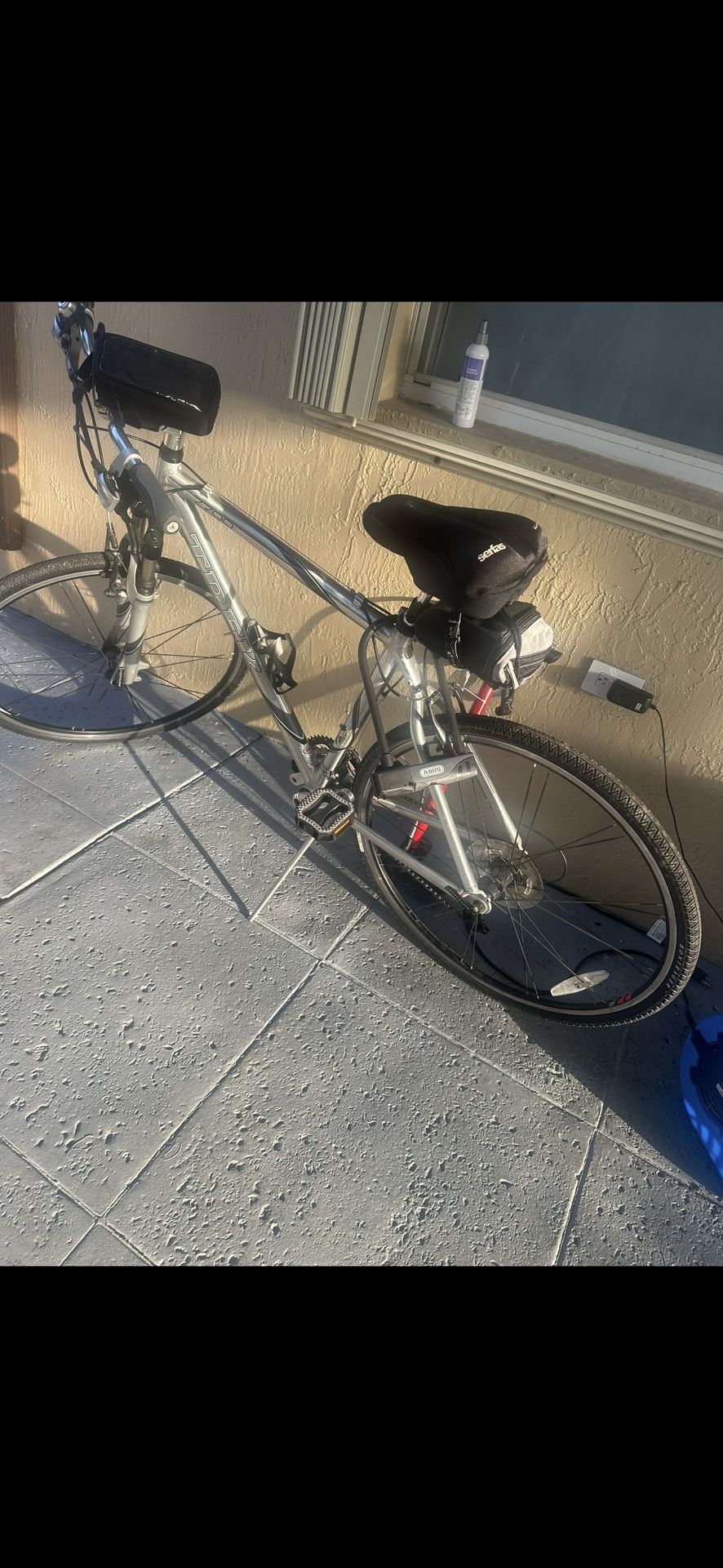 Trek 7700 Bike