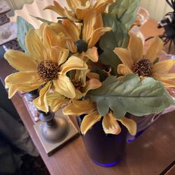 Large Assortment Artificial Sunflowers For Your Vase