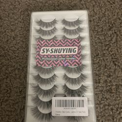 False Eyelashes 