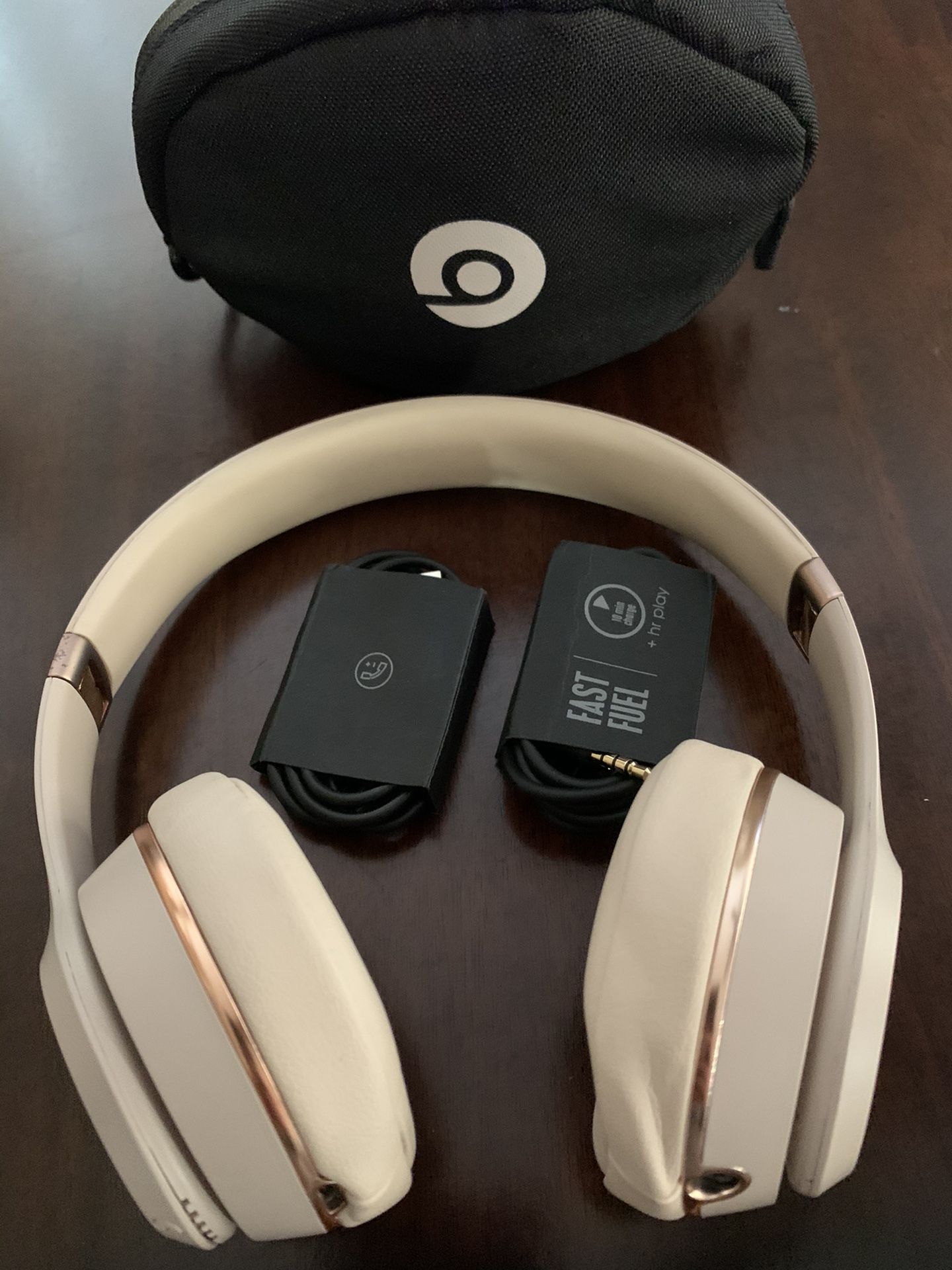 Beats solo 3 wireless