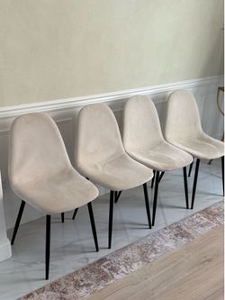 Set of 12 beige dinning chairs