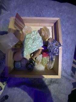 Crystal & Mineral Collection — Quartz, Rose Quartz, Tiger’s Eye, Selenite & More