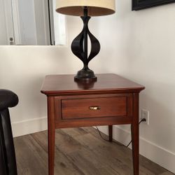 Matching End Table And Lamp Set