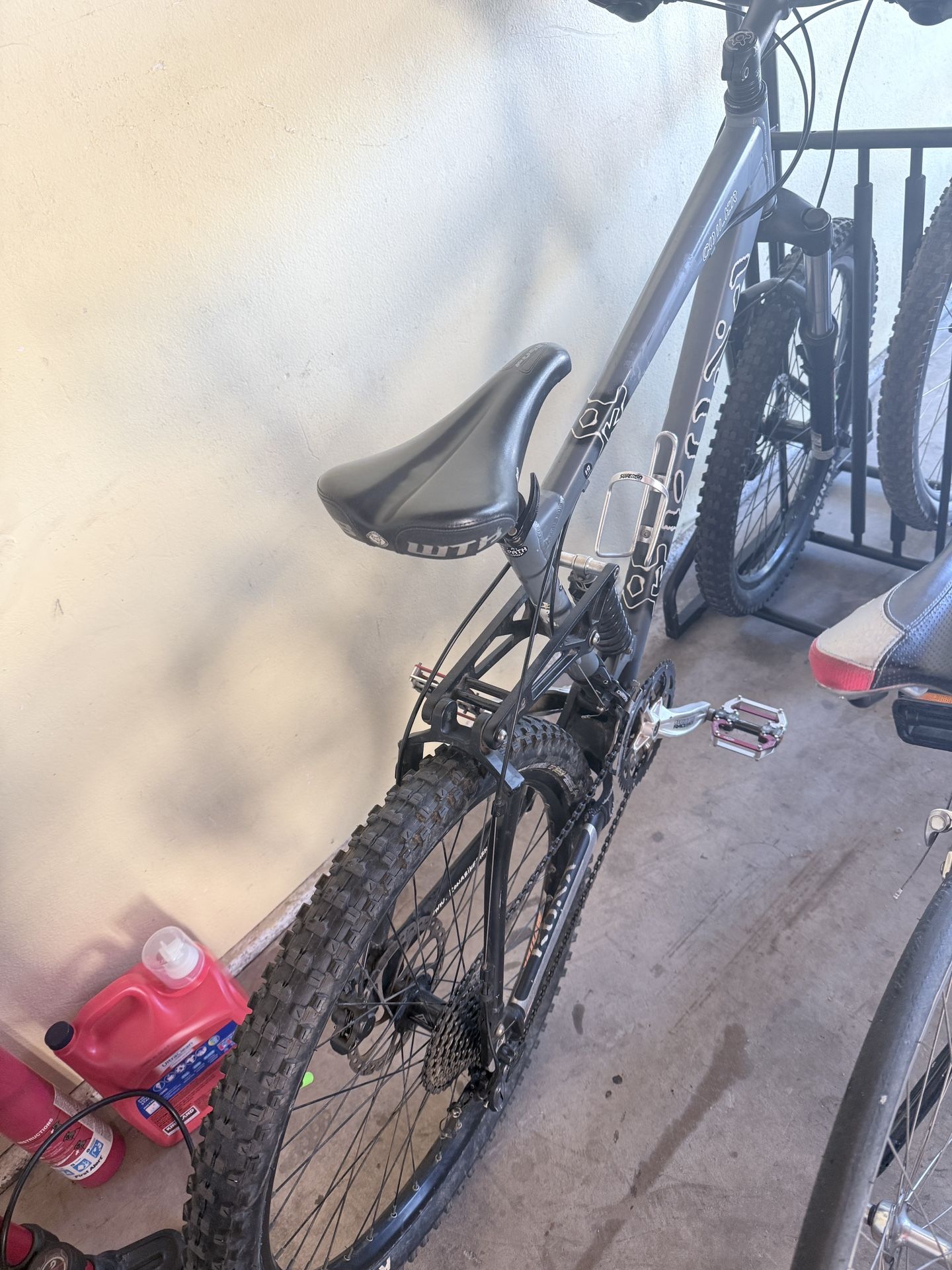Kona full suspension mtb