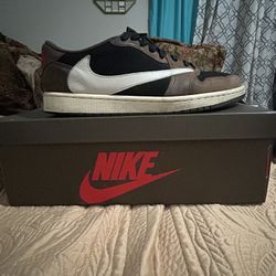 Travis Scott x Air Jordan 1 Low 'Mocha'