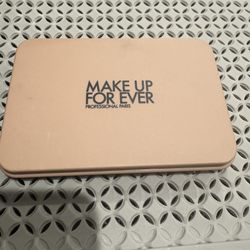 MAKE UP FOR EVER - HD SKIN MATTE VELVET - 24 HR POWDER FOUNDATION - 3R50 - NEW