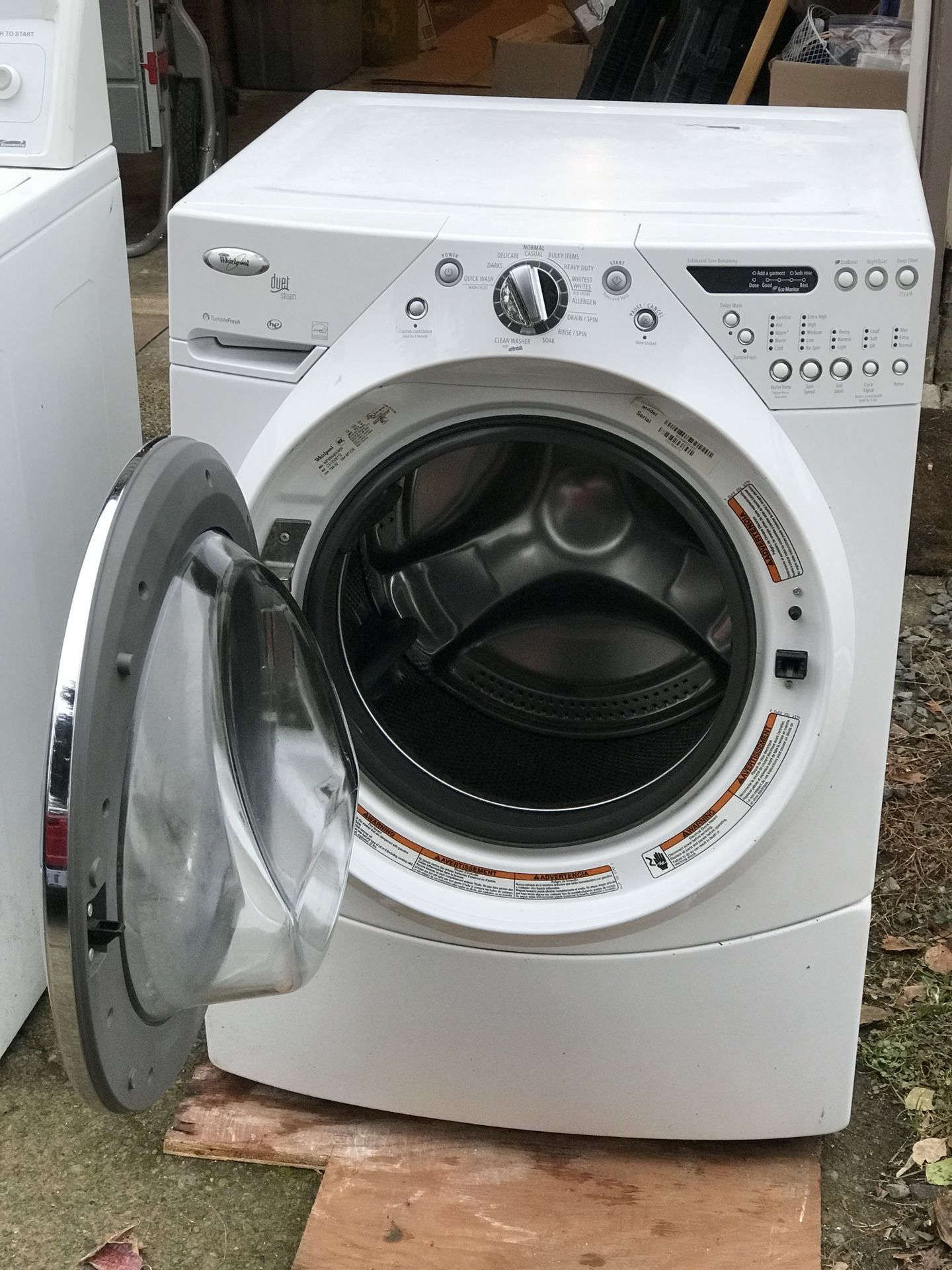 Whirlpool Duet Series Front-Loading Washer