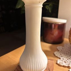 Vintage Randall Milk Glass Bud Vase Ribbed Glass with Ruffled Rim 6" Excellent